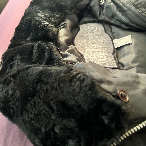 Women’s “Rare” Black Fila Ski Suit – Hooded with Faux Fur Collar, Size 8 - Picture 4 of 16